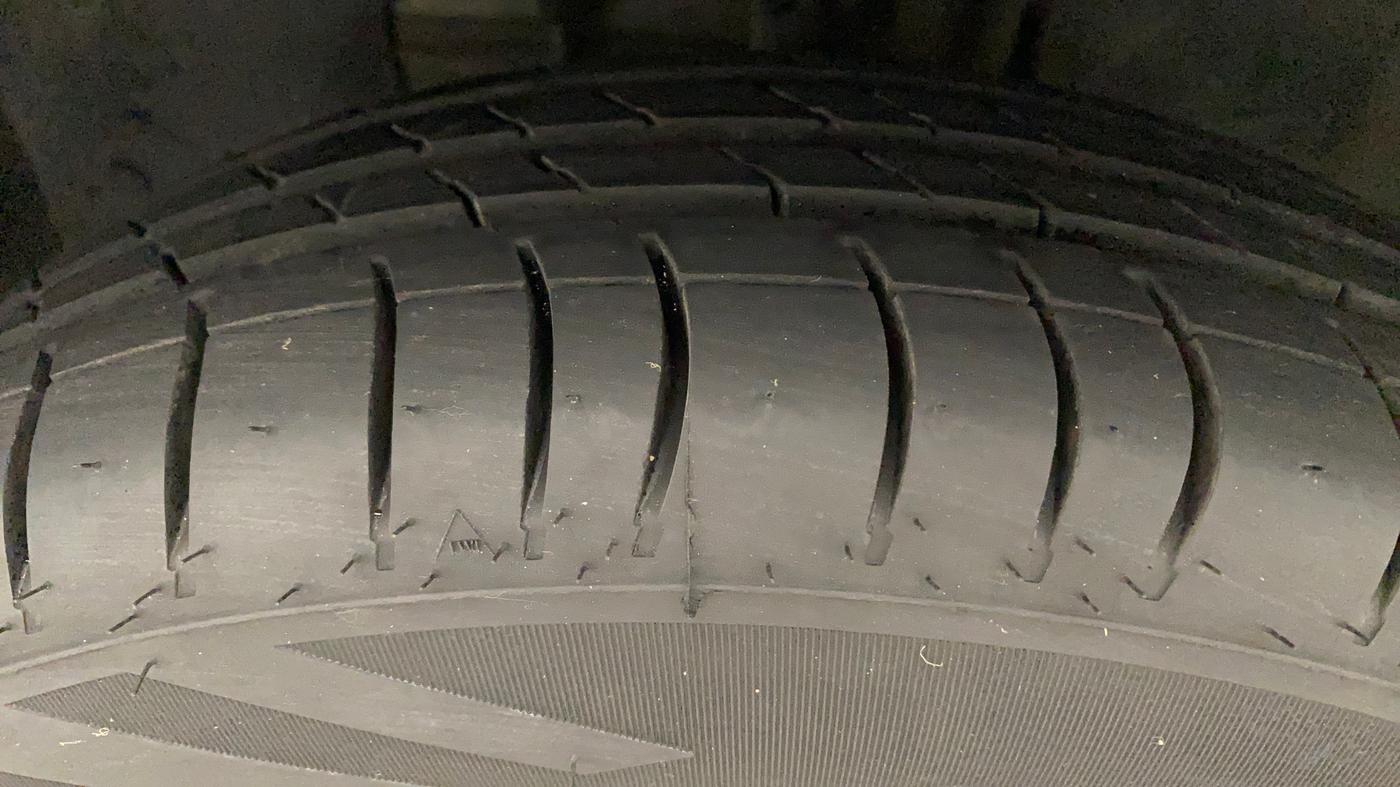2016 Datsun Redi Go T (O), Petrol, Manual, 68,601 km, Left Front Tyre Tread
