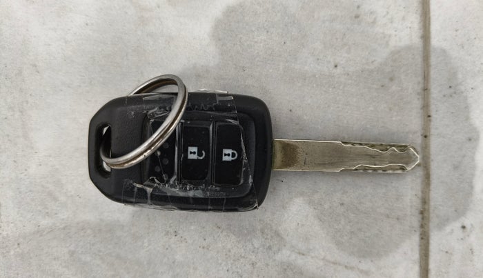 2015 Honda Jazz 1.2L I-VTEC V, Petrol, Manual, 69,527 km, Key Close Up