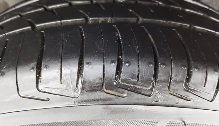 2015 Honda Jazz 1.2L I-VTEC V, Petrol, Manual, 69,527 km, Left Rear Tyre Tread