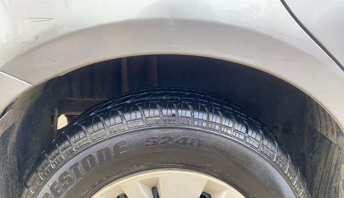 2014 Maruti Swift VXI, Petrol, Manual, 78,216 km, Right Rear Tyre Tread
