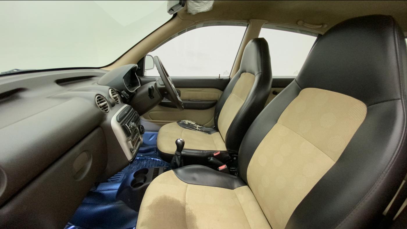 2012 Hyundai Santro Xing GL PLUS, Petrol, Manual, 94,839 km, Right Side Front Door Cabin