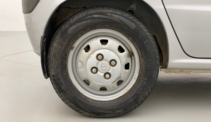 2012 Hyundai Santro Xing GL PLUS, Petrol, Manual, 94,839 km, Right Rear Wheel