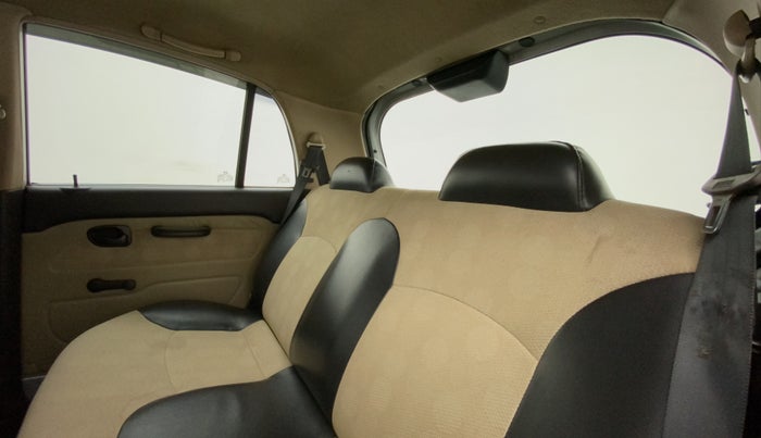 2012 Hyundai Santro Xing GL PLUS, Petrol, Manual, 94,839 km, Right Side Rear Door Cabin