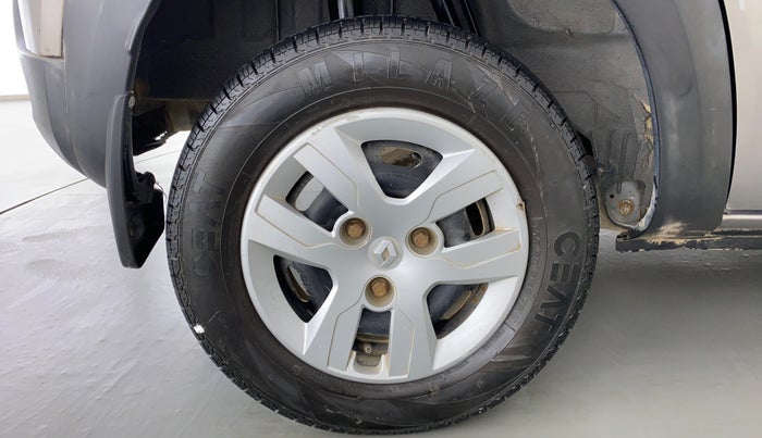 2018 Renault Kwid RXT 1.0 EASY-R AT OPTION, Petrol, Automatic, 47,773 km, Right Rear Wheel
