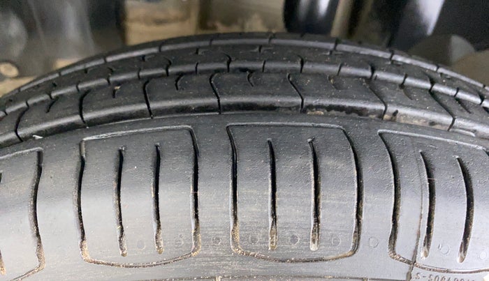 2018 Renault Kwid RXT 1.0 EASY-R AT OPTION, Petrol, Automatic, 47,773 km, Left Front Tyre Tread