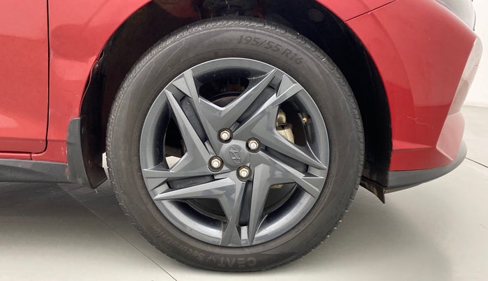 2020 Hyundai NEW I20 SPORTZ 1.5 MT, Diesel, Manual, 15,180 km, Right Front Wheel