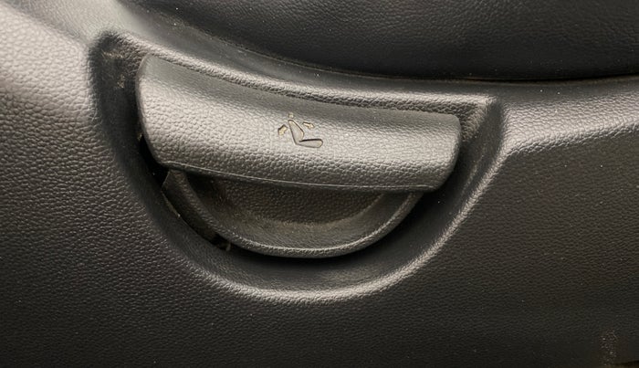 2018 Hyundai Grand i10 SPORTZ 1.2 KAPPA VTVT, Petrol, Manual, 52,665 km, Driver Side Adjustment Panel