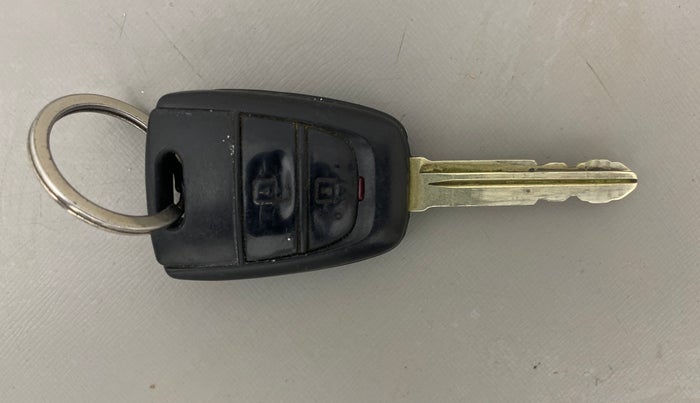 2018 Hyundai Grand i10 SPORTZ 1.2 KAPPA VTVT, Petrol, Manual, 52,665 km, Key Close Up