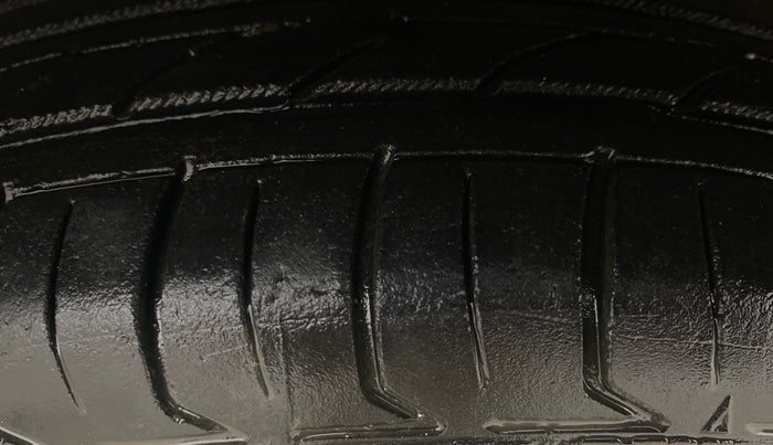 2018 Hyundai Grand i10 SPORTZ 1.2 KAPPA VTVT, Petrol, Manual, 52,665 km, Left Front Tyre Tread