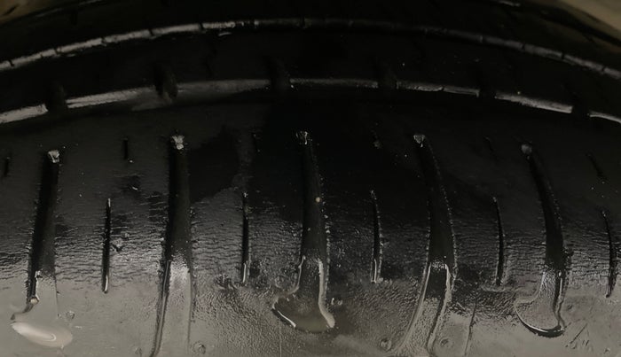 2018 Hyundai Grand i10 SPORTZ 1.2 KAPPA VTVT, Petrol, Manual, 52,665 km, Right Rear Tyre Tread