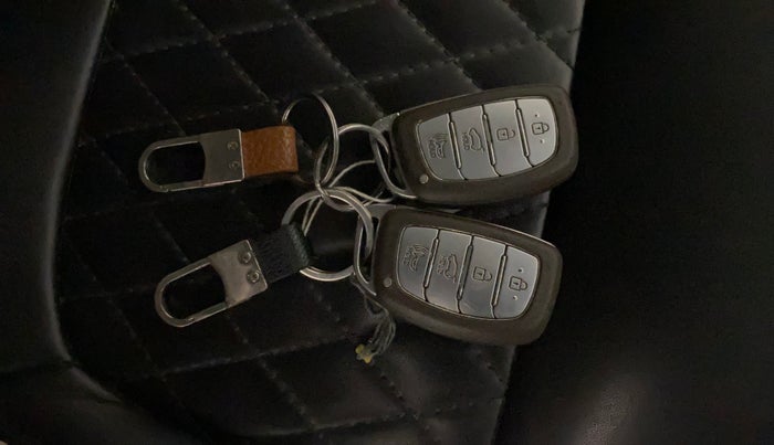 2019 Hyundai VENUE SX PLUS 1.0 TURBO DCT, Petrol, Automatic, 70,097 km, Key Close Up