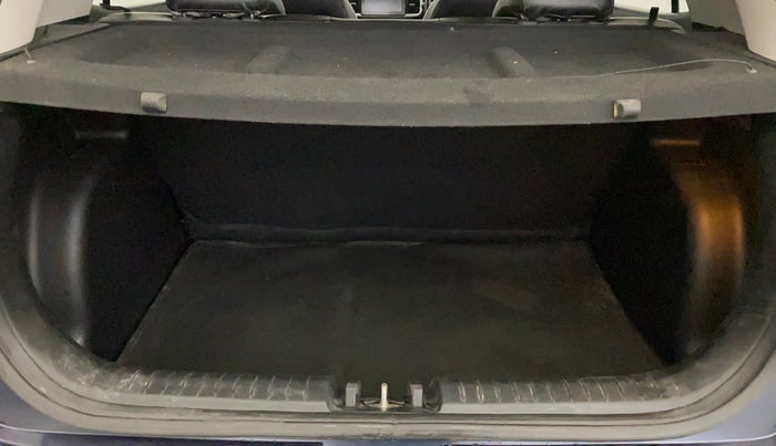 2019 Hyundai VENUE SX PLUS 1.0 TURBO DCT, Petrol, Automatic, 70,097 km, Boot Inside