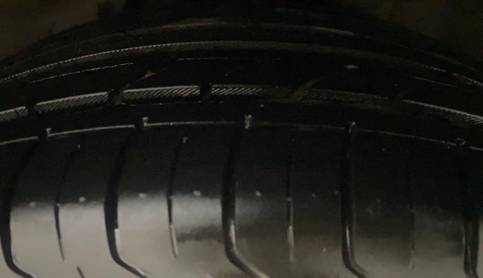 2018 Honda BR-V 1.5L I-VTEC VX, Petrol, Manual, 1,18,566 km, Left Rear Tyre Tread