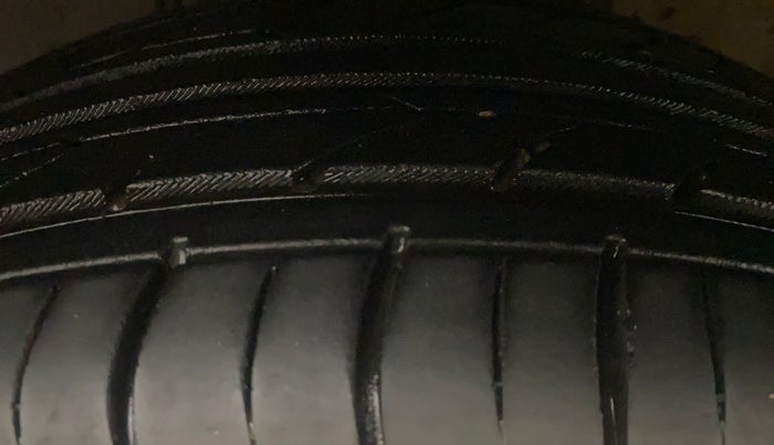 2018 Honda BR-V 1.5L I-VTEC VX, Petrol, Manual, 1,18,566 km, Left Front Tyre Tread