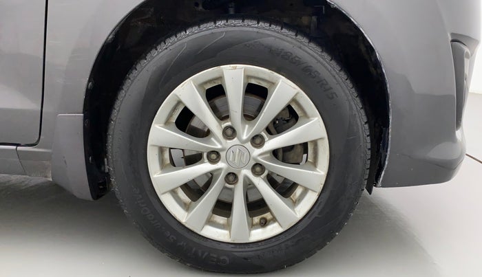 2014 Maruti Ertiga ZXI, Petrol, Manual, 78,873 km, Right Front Wheel