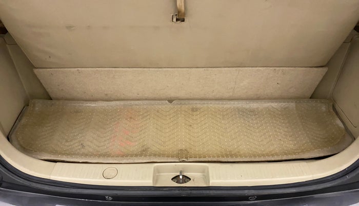 2014 Maruti Ertiga ZXI, Petrol, Manual, 78,873 km, Boot Door Open