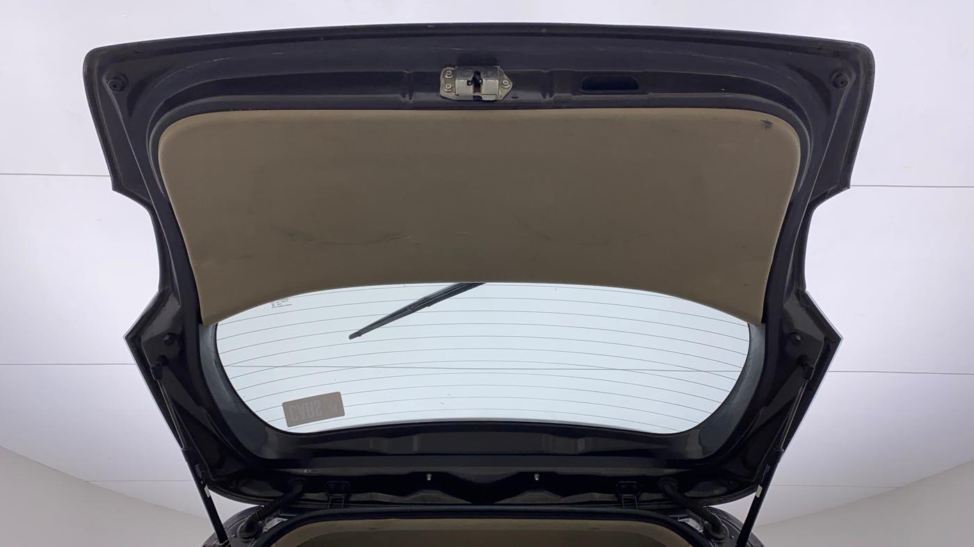 2014 Maruti Ertiga ZXI, Petrol, Manual, 78,873 km, Boot Inside