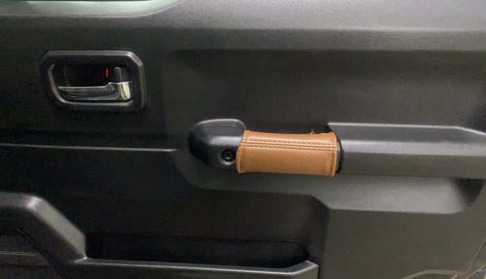 2024 Maruti JIMNY ALPHA ALL GRIP PRO AT, Petrol, Automatic, 7,384 km, Driver Side Door Panels Control