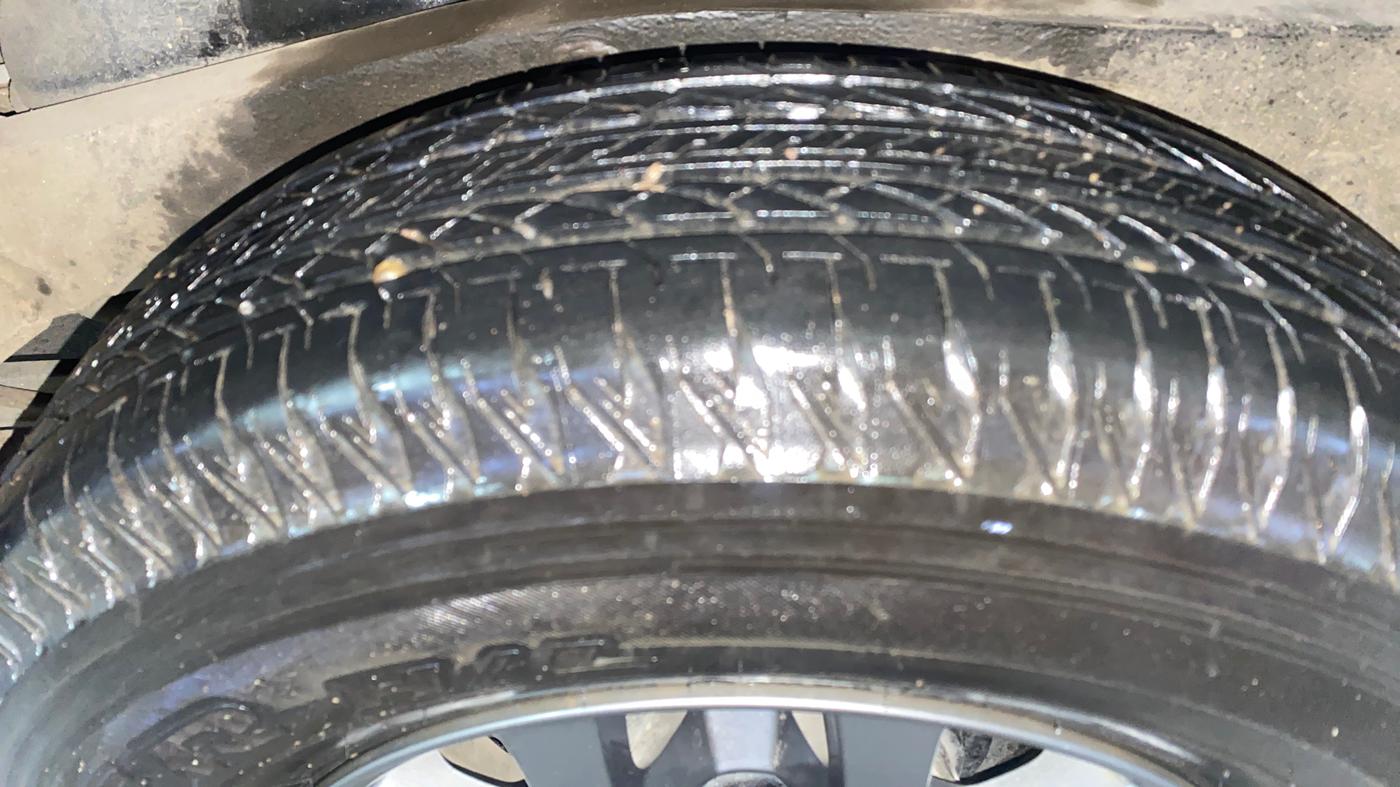 2024 Maruti JIMNY ALPHA ALL GRIP PRO AT, Petrol, Automatic, 7,384 km, Left Rear Tyre Tread
