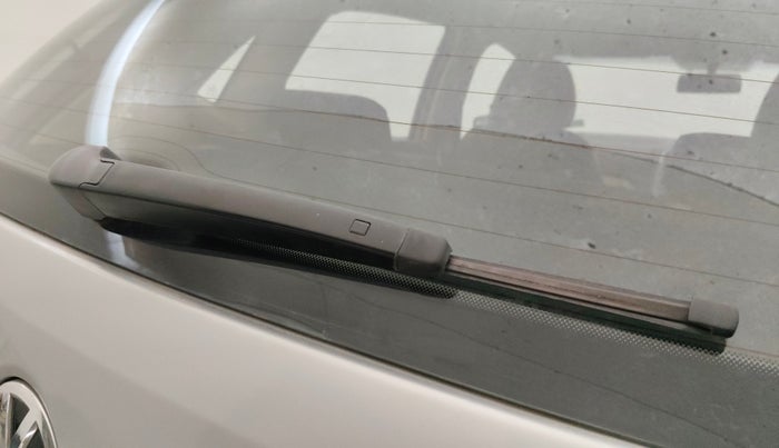 2015 Volkswagen Polo HIGHLINE1.2L, CNG, Manual, 83,337 km, Rear Wiper