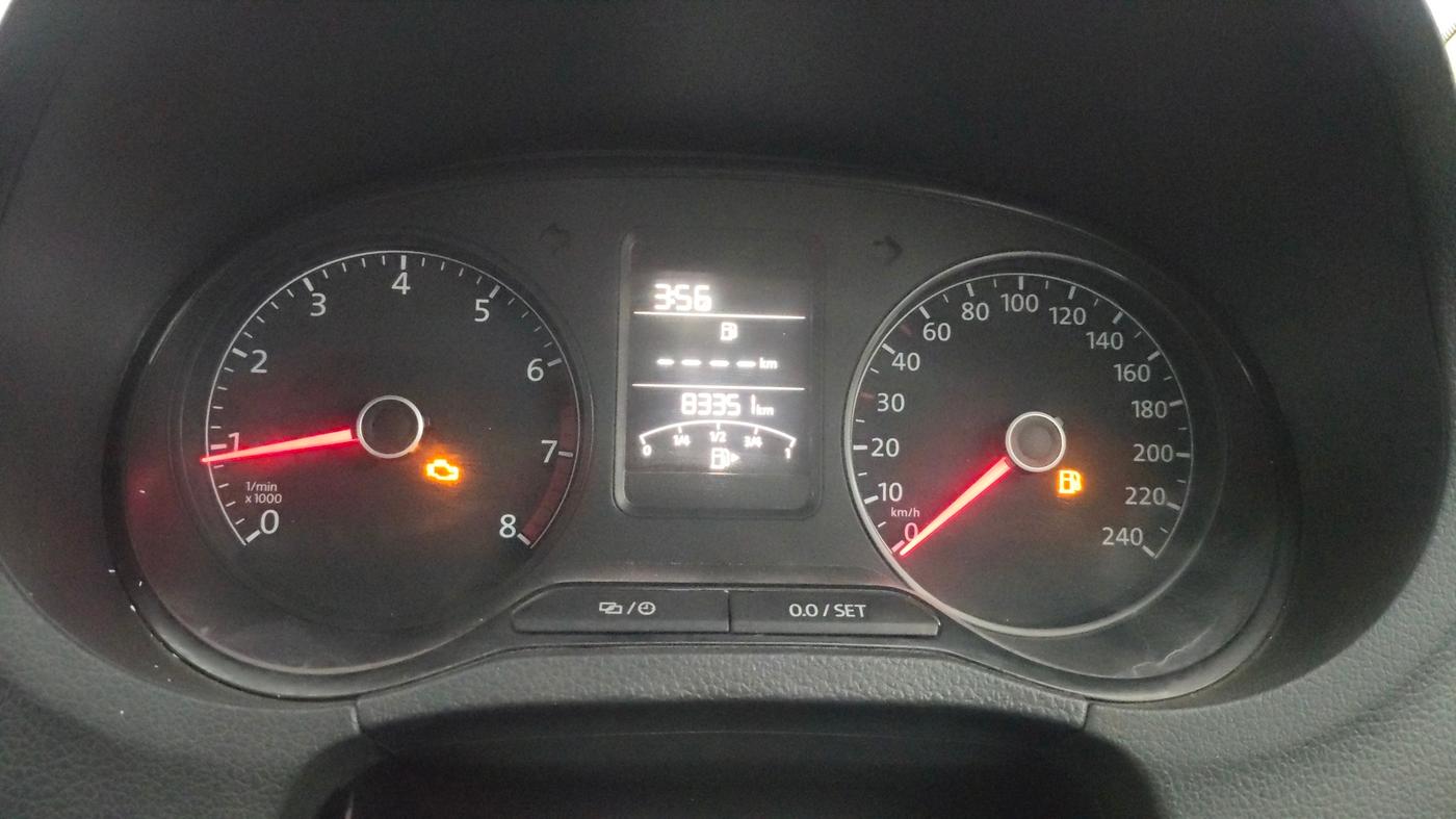 2015 Volkswagen Polo HIGHLINE1.2L, CNG, Manual, 83,337 km, Odometer Image