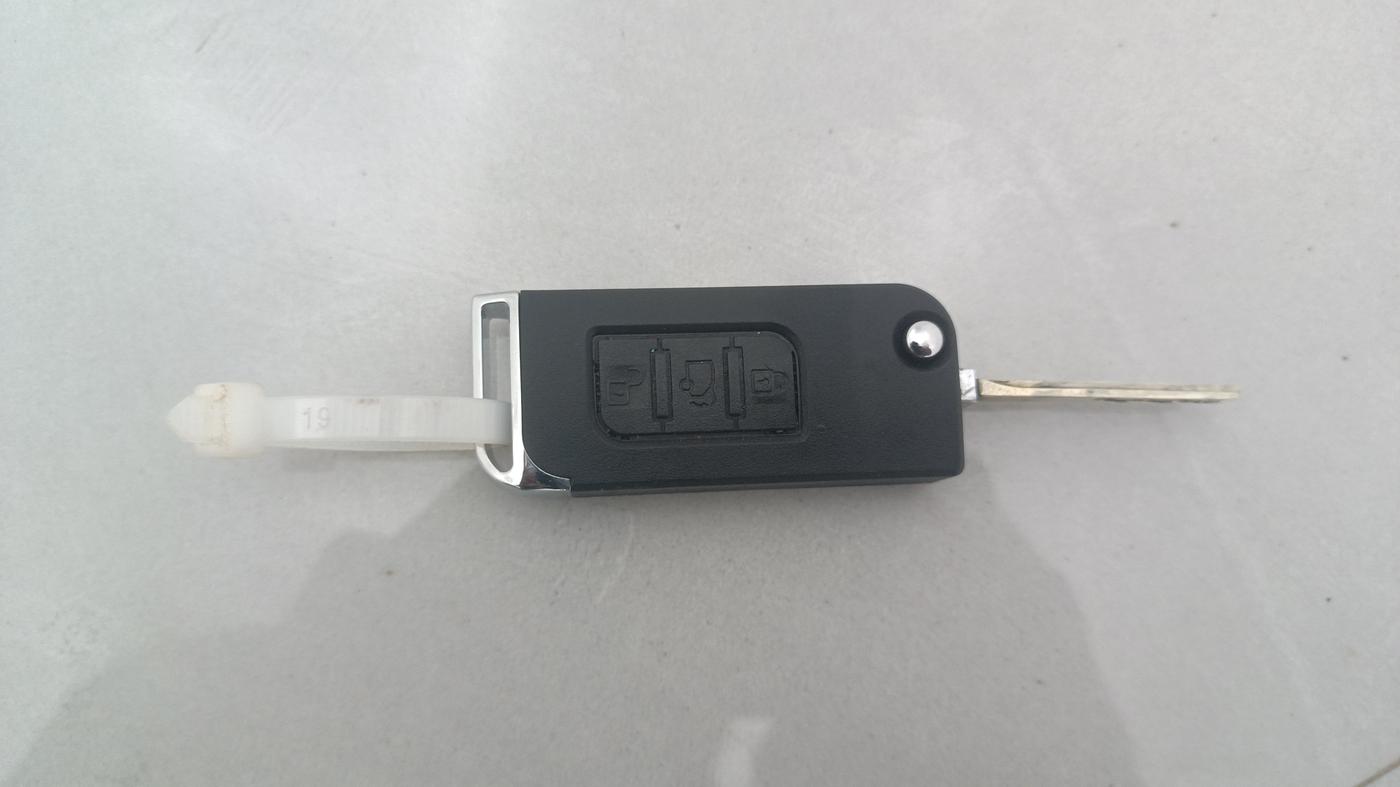 2014 Mahindra XUV500 W8, Diesel, Manual, 92,798 km, Key Close Up