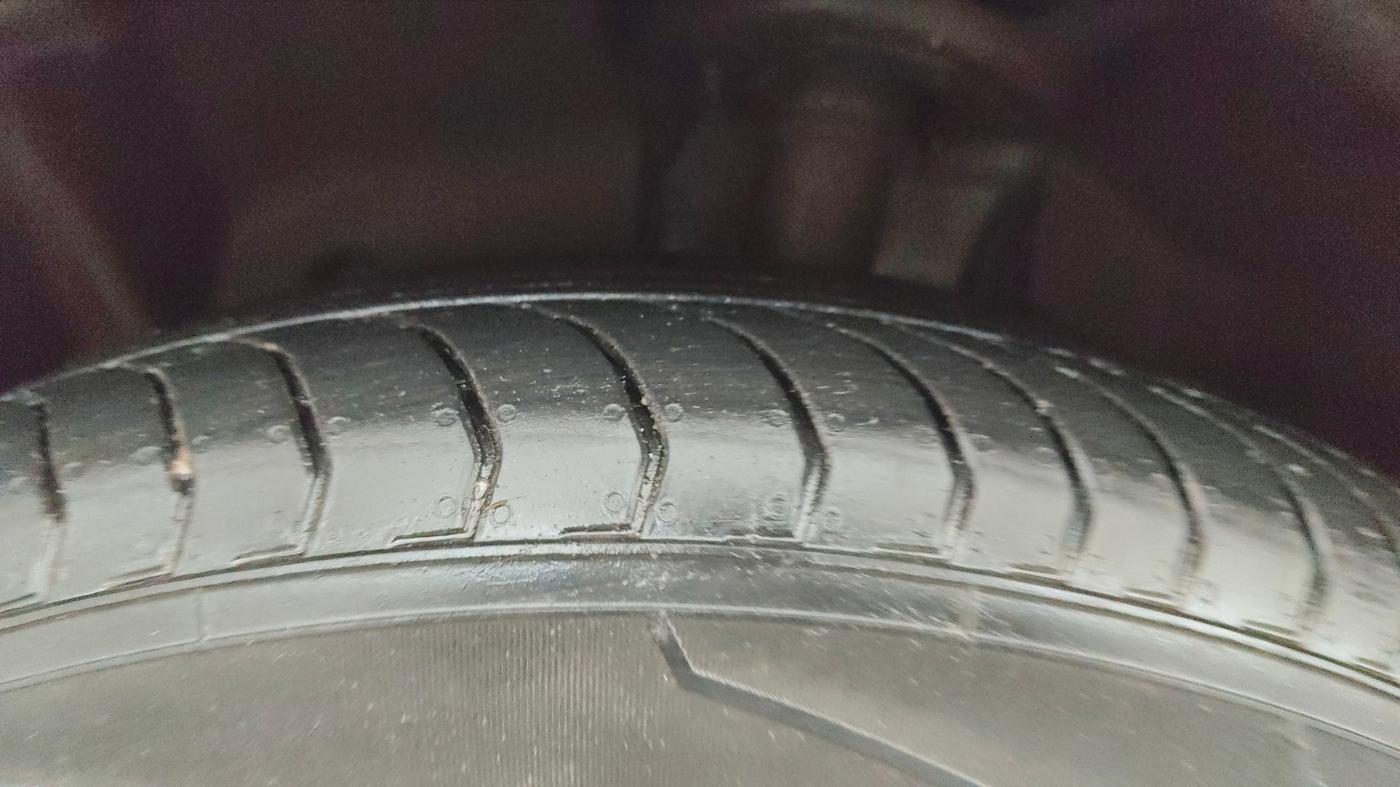 2016 Ford Ecosport TITANIUM 1.5L DIESEL, Diesel, Manual, 70,273 km, Left Front Tyre Tread