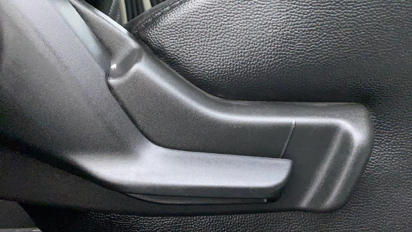 2018 Maruti IGNIS DELTA 1.2 K12, Petrol, Manual, 8,493 km, Driver Side Adjustment Panel