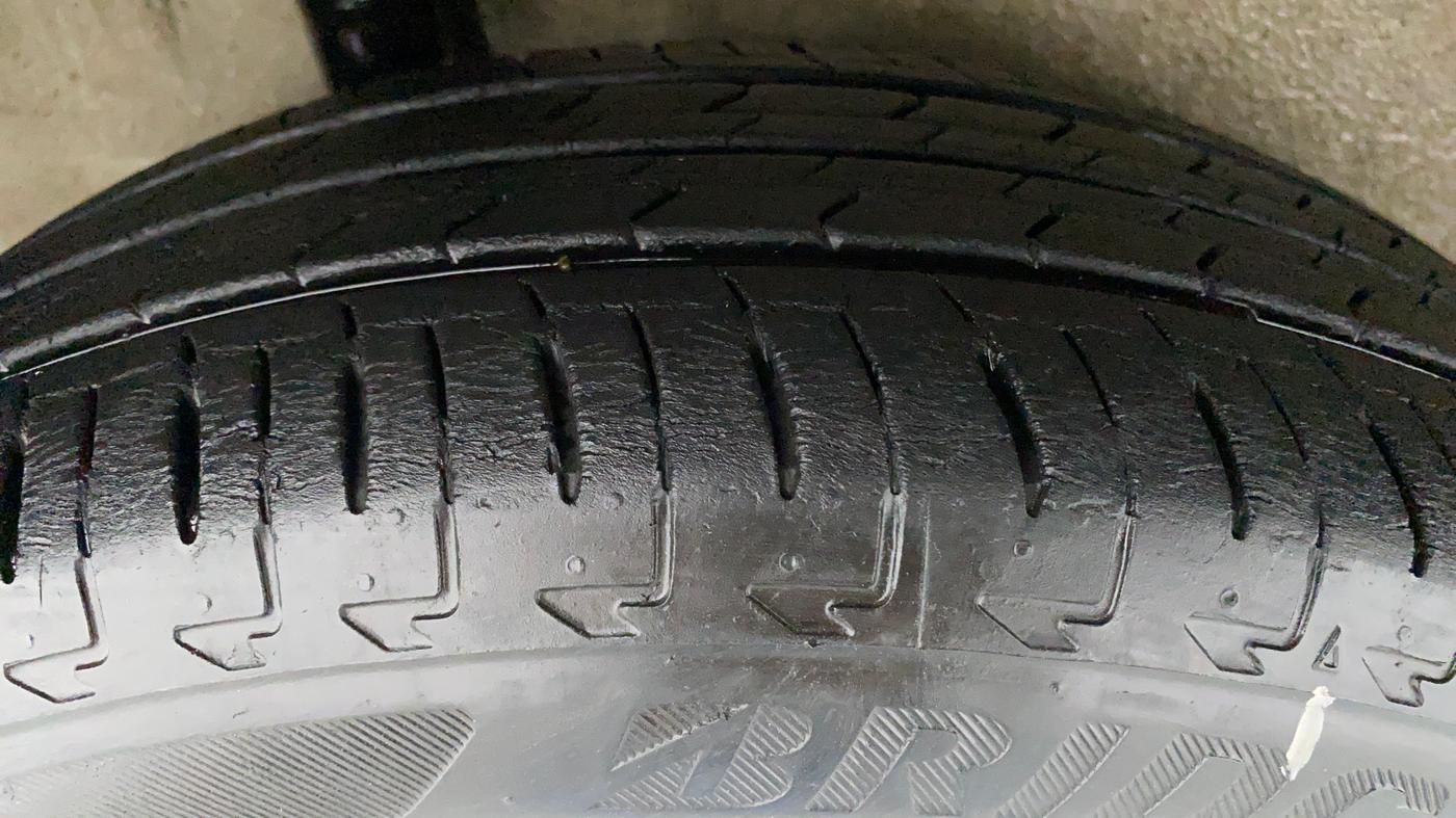 2018 Maruti IGNIS DELTA 1.2 K12, Petrol, Manual, 8,493 km, Right Rear Tyre Tread