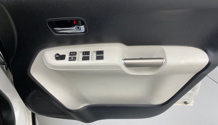 2018 Maruti IGNIS DELTA 1.2 K12, Petrol, Manual, 8,493 km, Driver Side Door Panels Control