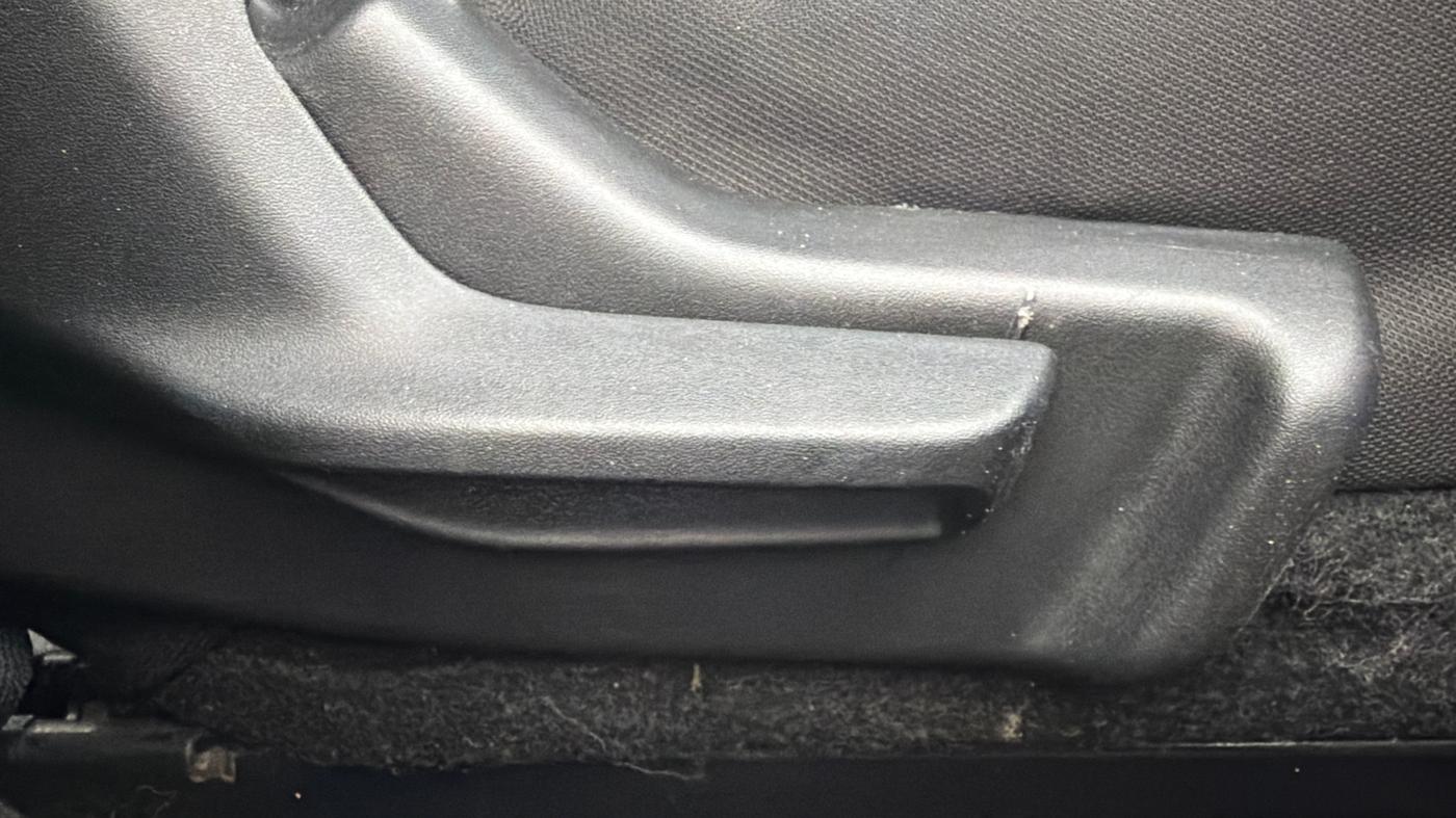 2017 Maruti Baleno DELTA PETROL 1.2, Petrol, Manual, 50,894 km, Driver Side Adjustment Panel