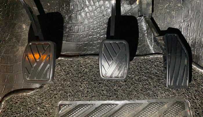 2020 Maruti Baleno ZETA PETROL 1.2, Petrol, Manual, 23,428 km, Pedals