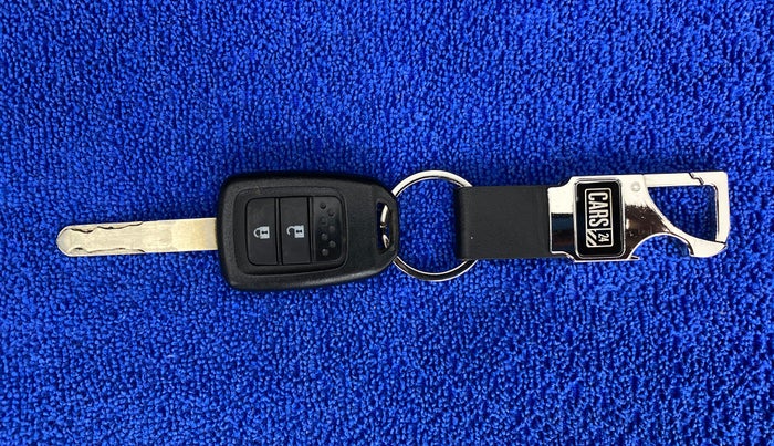2018 Honda Amaze 1.2 SMT I VTEC, Petrol, Manual, 33,705 km, Key Close Up