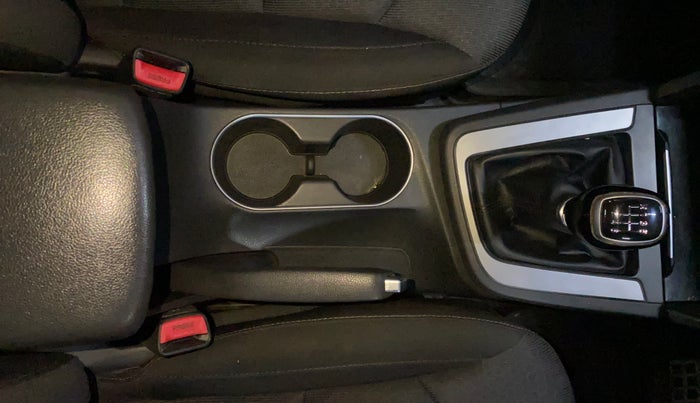 2017 Hyundai New Elantra 2.0 SX MT PETROL, Petrol, Manual, 95,809 km, Gear Lever