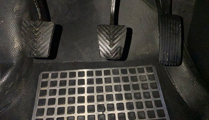 2017 Hyundai New Elantra 2.0 SX MT PETROL, Petrol, Manual, 95,809 km, Pedals