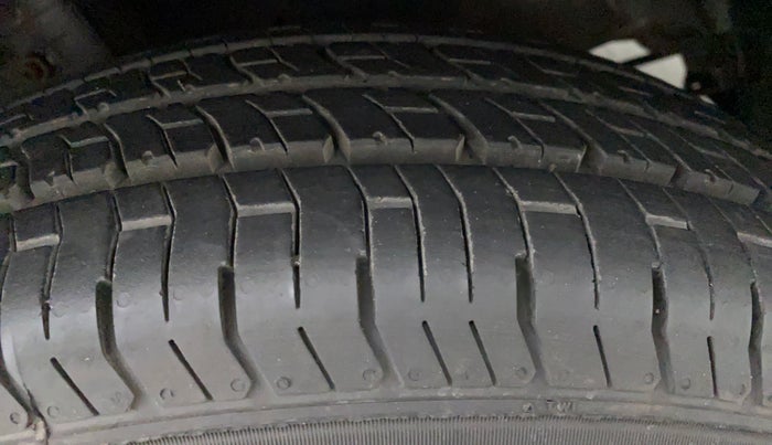 2012 Maruti Swift Dzire VXI, Petrol, Manual, 24,695 km, Left Front Tyre Tread