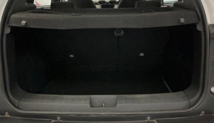 2021 Nissan MAGNITE XL TURBO CVT, Petrol, Automatic, 54,573 km, Boot Inside