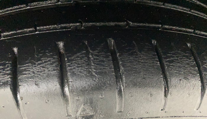 2019 Maruti Baleno ZETA PETROL 1.2, Petrol, Manual, 37,363 km, Left Front Tyre Tread