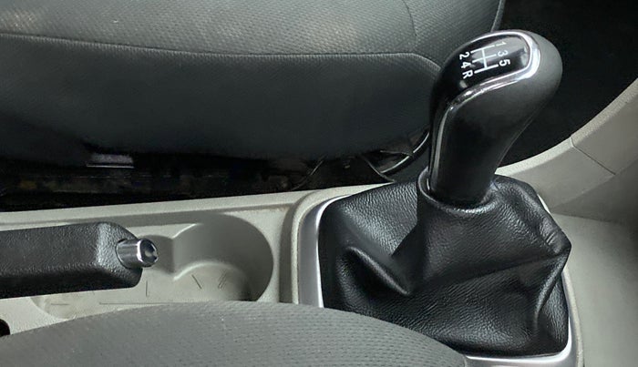 2017 Tata Tiago XZ PETROL, Petrol, Manual, 35,237 km, Gear Lever
