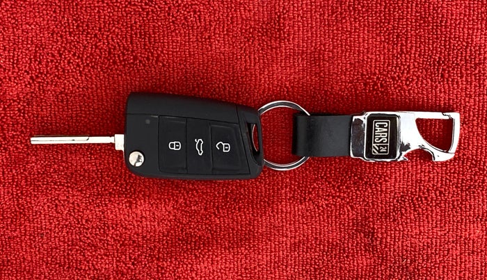 2021 Skoda KUSHAQ STYLE 1.5 TSI MT, Petrol, Manual, 8,360 km, Key Close Up