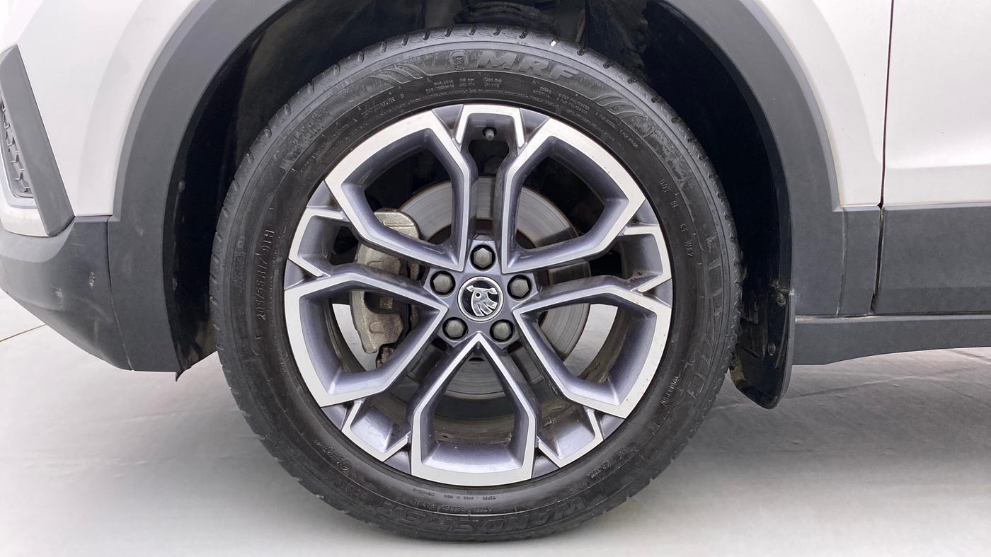 2021 Skoda KUSHAQ STYLE 1.5 TSI MT, Petrol, Manual, 8,360 km, Left Front Wheel
