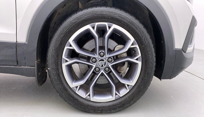2021 Skoda KUSHAQ STYLE 1.5 TSI MT, Petrol, Manual, 8,360 km, Right Front Wheel