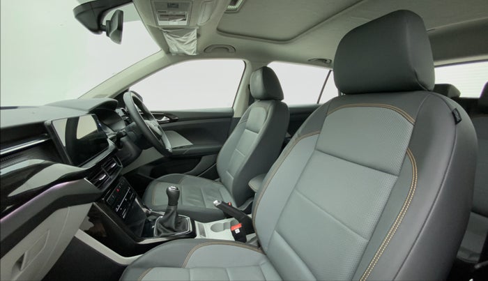 2021 Skoda KUSHAQ STYLE 1.5 TSI MT, Petrol, Manual, 8,360 km, Right Side Front Door Cabin