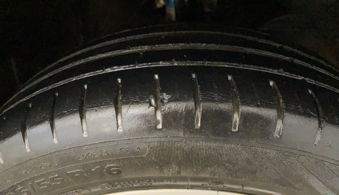 2022 Maruti Baleno ZETA 1.2 AGS, Petrol, Automatic, 54,513 km, Right Front Tyre Tread