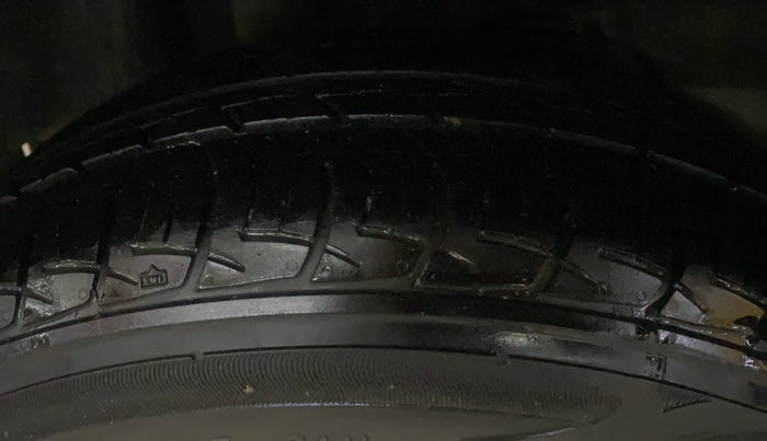 2018 Ford FREESTYLE TITANIUM PLUS 1.2 PETROL, Petrol, Manual, 44,783 km, Right Rear Tyre Tread