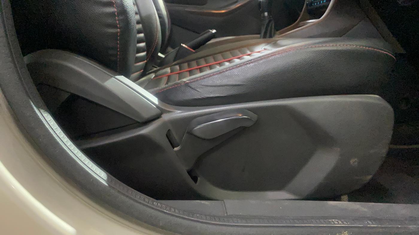 2018 Ford FREESTYLE TITANIUM PLUS 1.2 PETROL, Petrol, Manual, 44,794 km, Driver Side Adjustment Panel