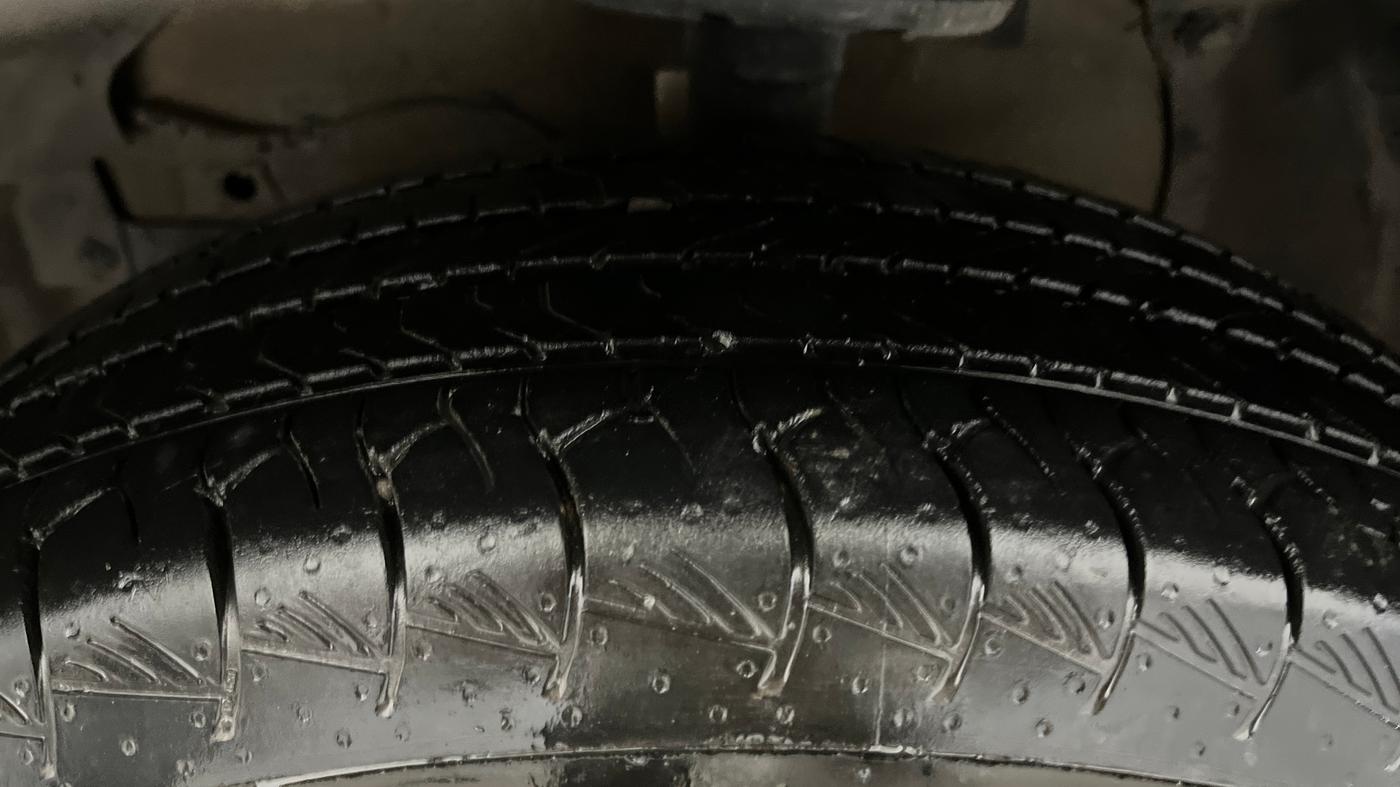 2023 Toyota URBAN CRUISER HYRYDER S NEO DRIVE  E-CNG, CNG, Manual, 96,591 km, Left Front Tyre Tread
