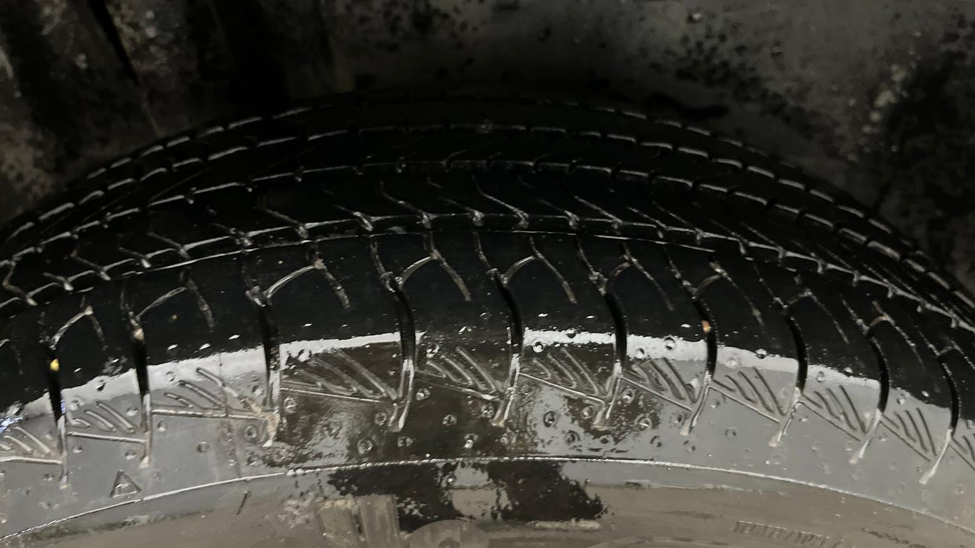 2023 Toyota URBAN CRUISER HYRYDER S NEO DRIVE  E-CNG, CNG, Manual, 96,591 km, Right Rear Tyre Tread
