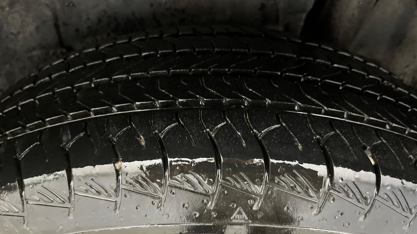 2023 Toyota URBAN CRUISER HYRYDER S NEO DRIVE  E-CNG, CNG, Manual, 96,591 km, Left Rear Tyre Tread