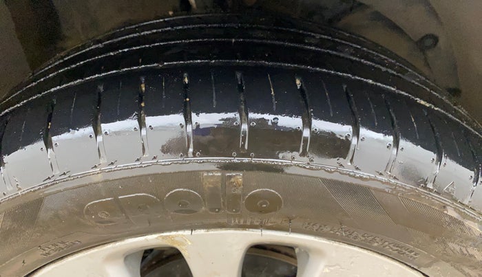 2019 Maruti Baleno ALPHA CVT PETROL 1.2, Petrol, Automatic, 75,860 km, Right Front Tyre Tread